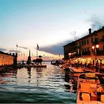 La Casa Di Marzia Apartment *
